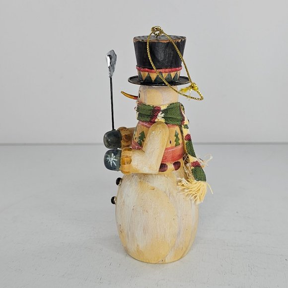 Wood Golfing Snowman Ornament Christmas Holiday Decor - Picture 7 of 9